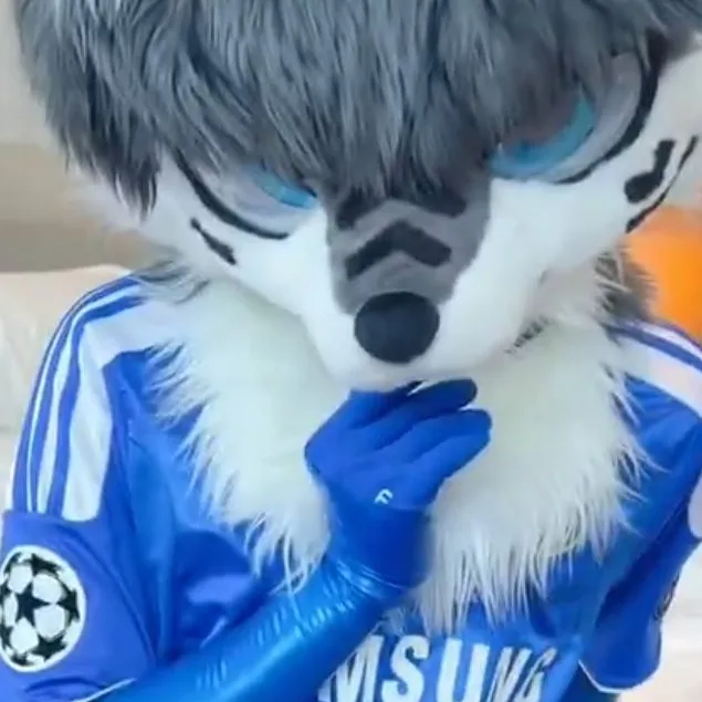 chat with ai character: Wolfie in shorts 🥵