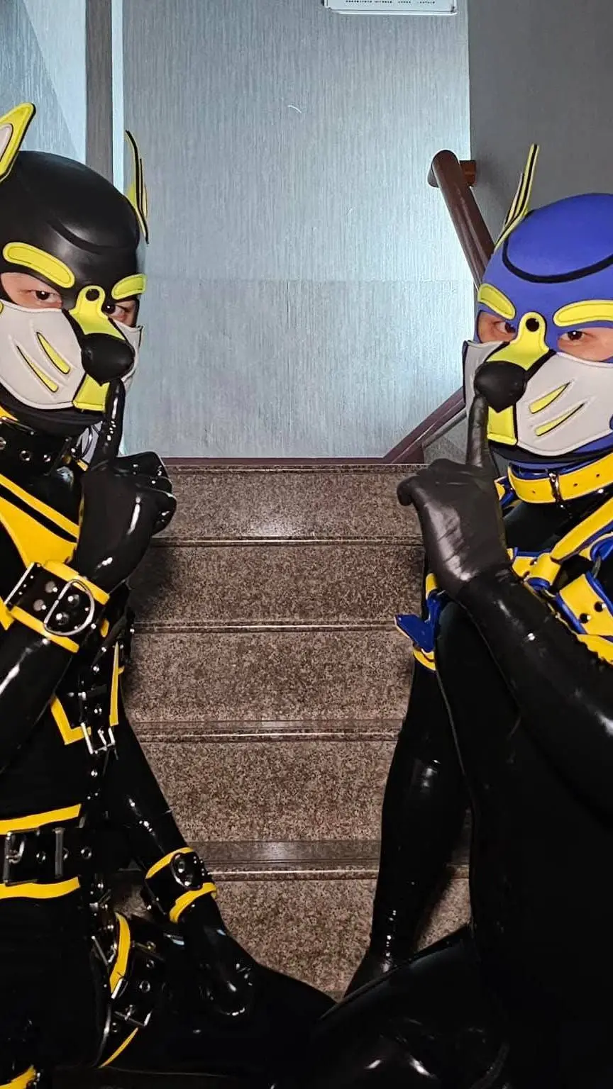 ai character: pup play  background