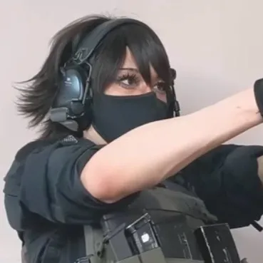 chat with ai character: Makaria 