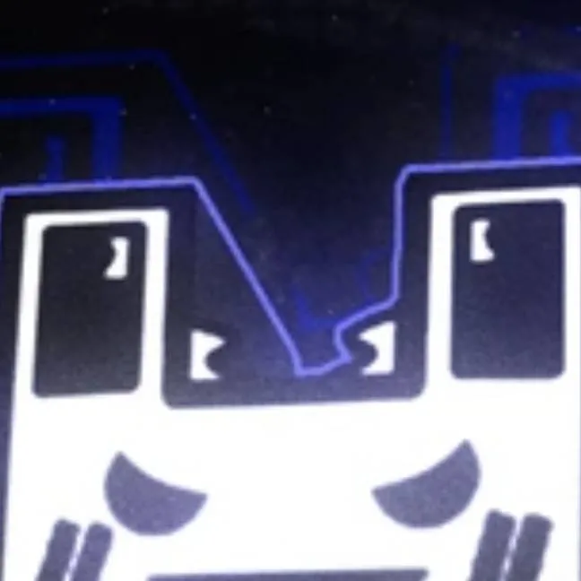 chat with ai character: Icedcave 