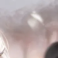 chat with ai character: Linda