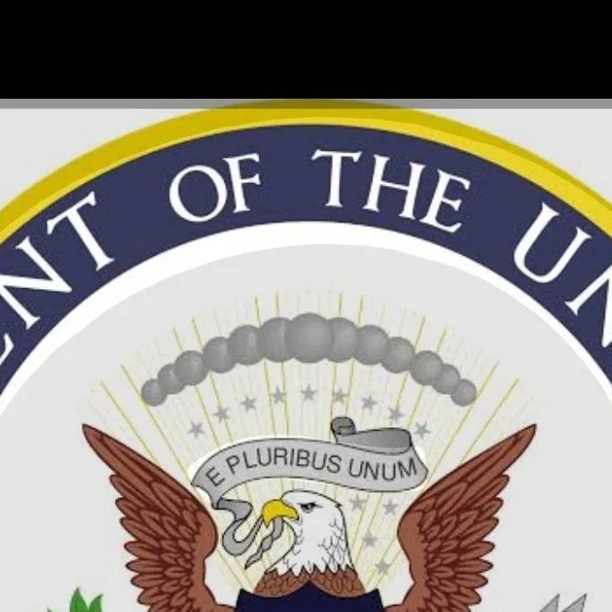 chat with ai character: US VP 🇺🇲🏛🎗