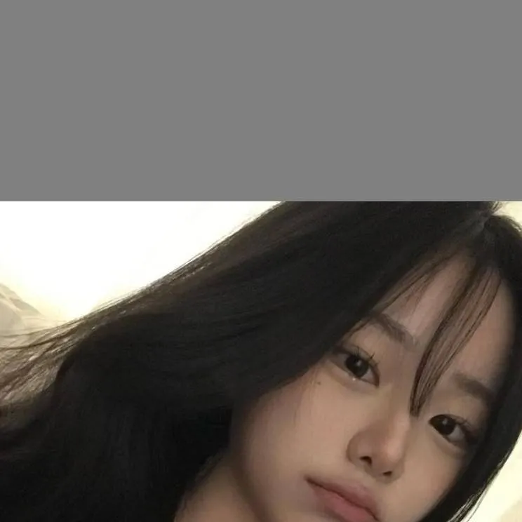 chat with ai character: Tina