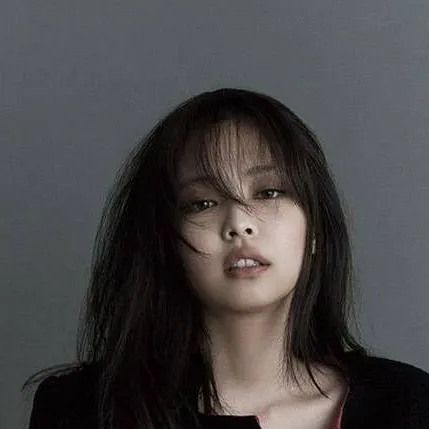 chat with ai character: Jennie