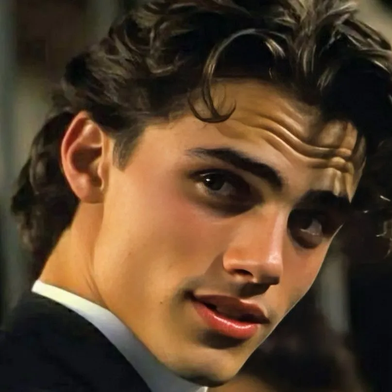 chat with ai character: Nicholas Koch