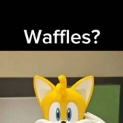chat with ai character: tails and Amy kiss