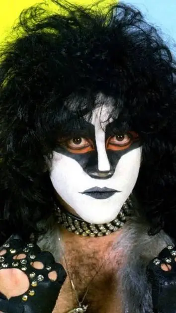 ai character: Eric Carr  background