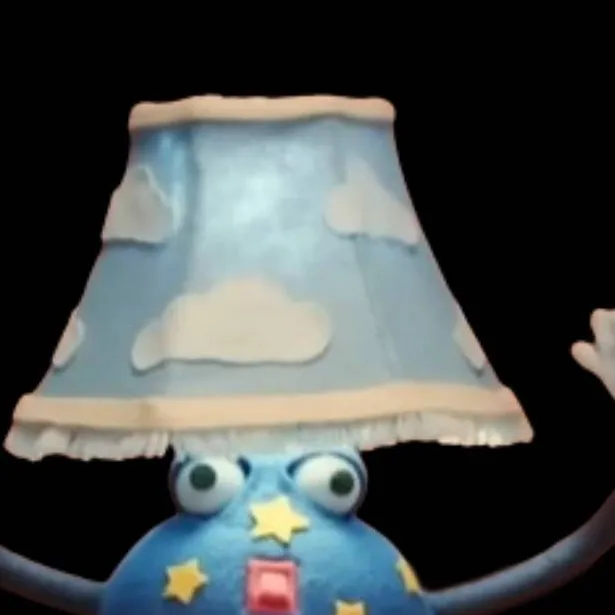 chat with ai character: dhmis lamp