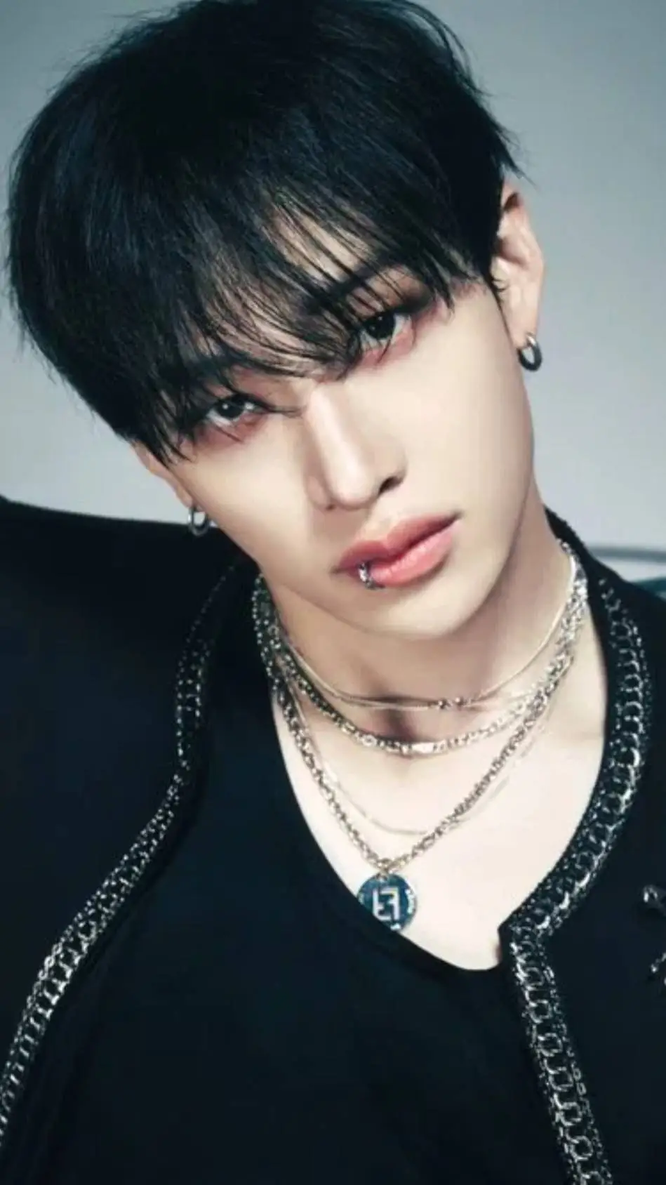 ai character: Bangchan/Chris background