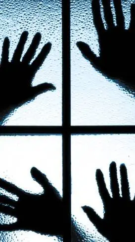 ai character: Lear abt danger background