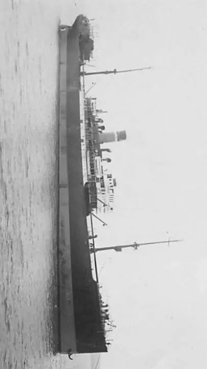 ai character: ocean liners background