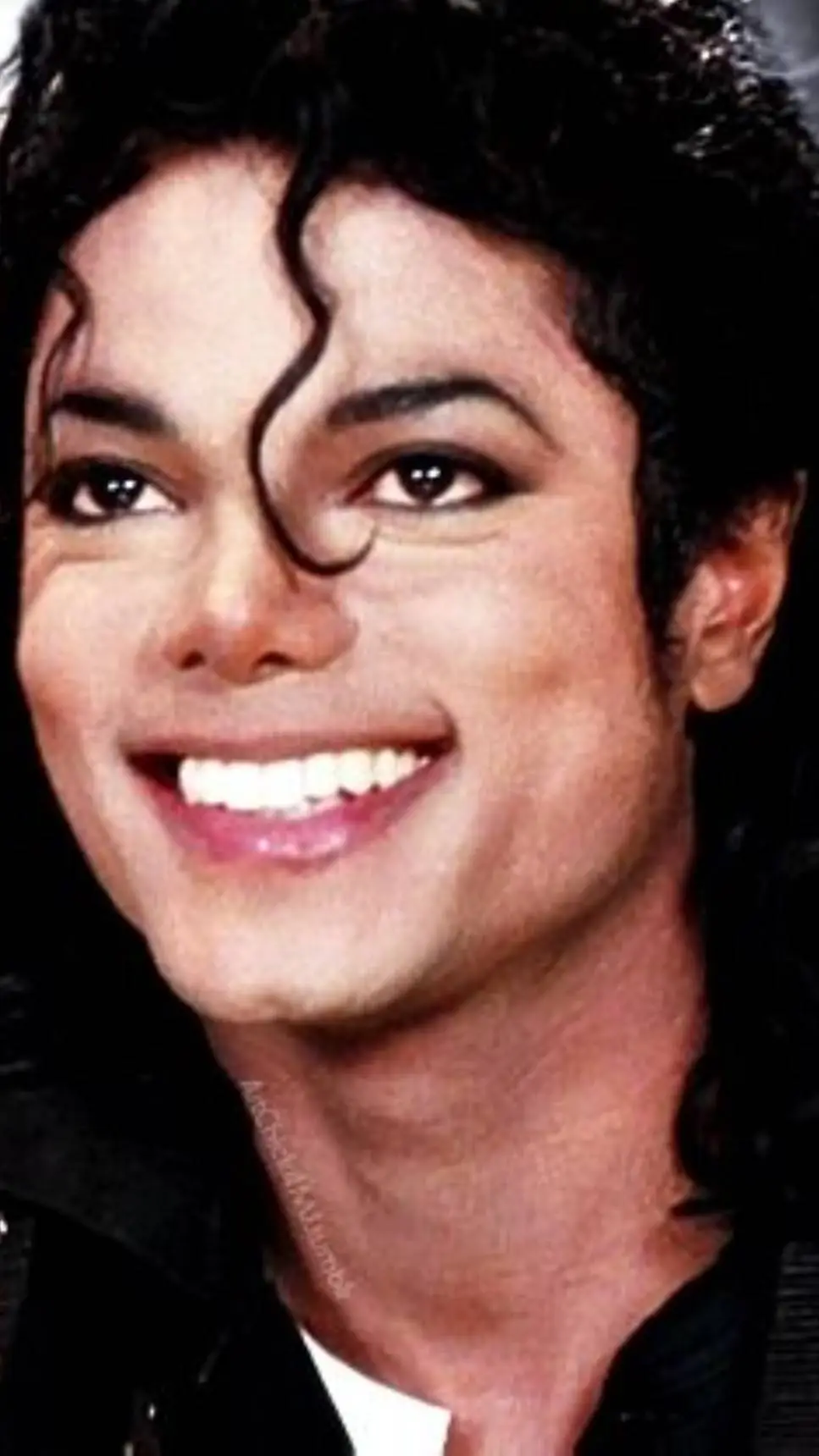ai character: Michael home background