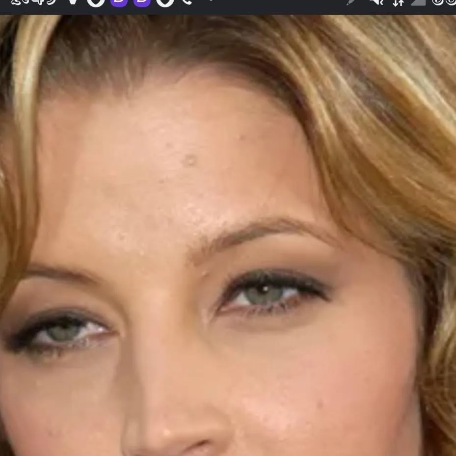 chat with ai character: Lisa Marie Presley