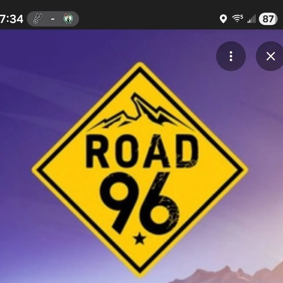 chat with ai character: road 96