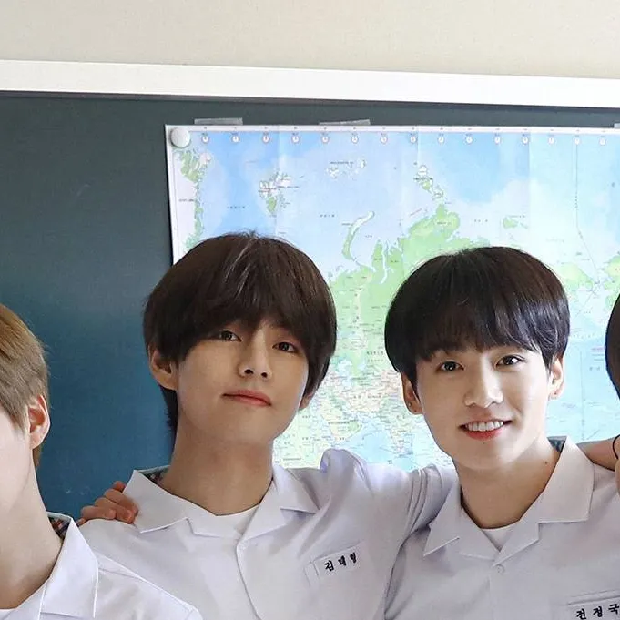 chat with ai character: bts hountedt hotel