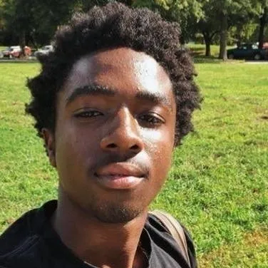 chat with ai character: Caleb McLaughlin