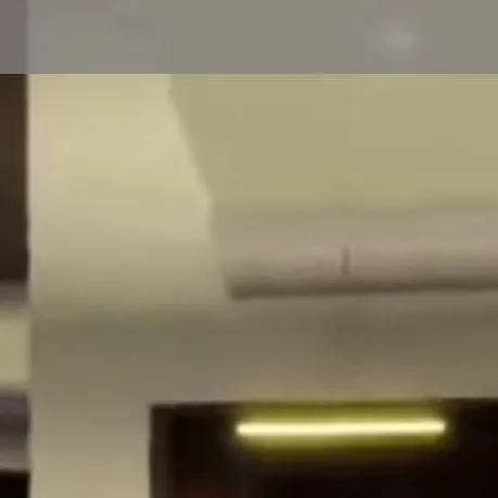 chat with ai character: McKenzie