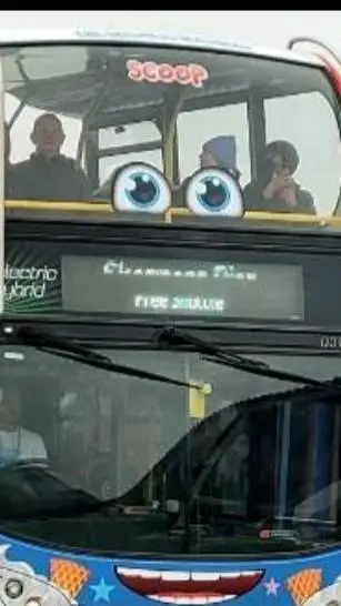 ai character: snoop best background