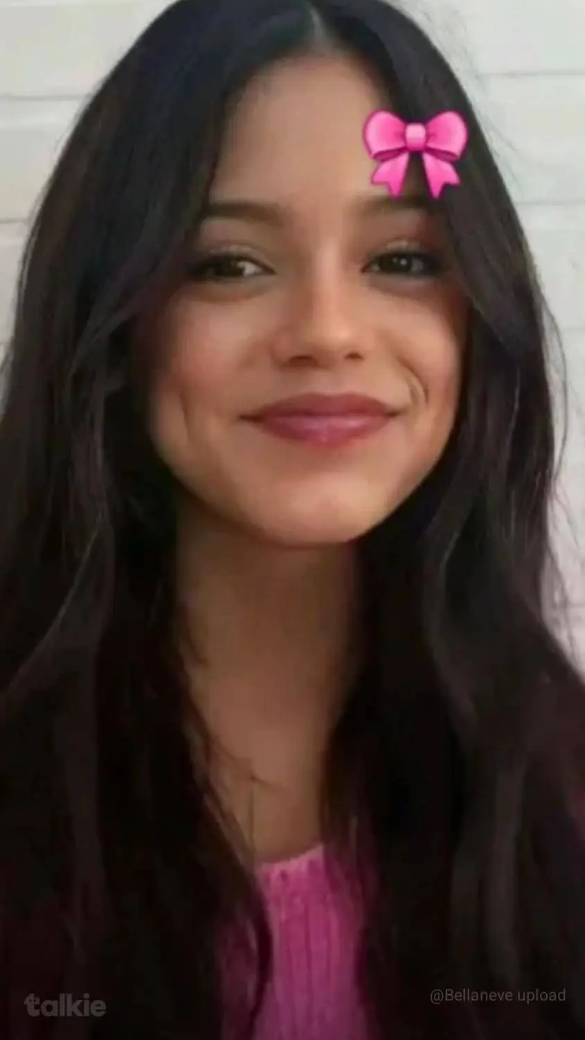 ai character: Jenna ortega  background