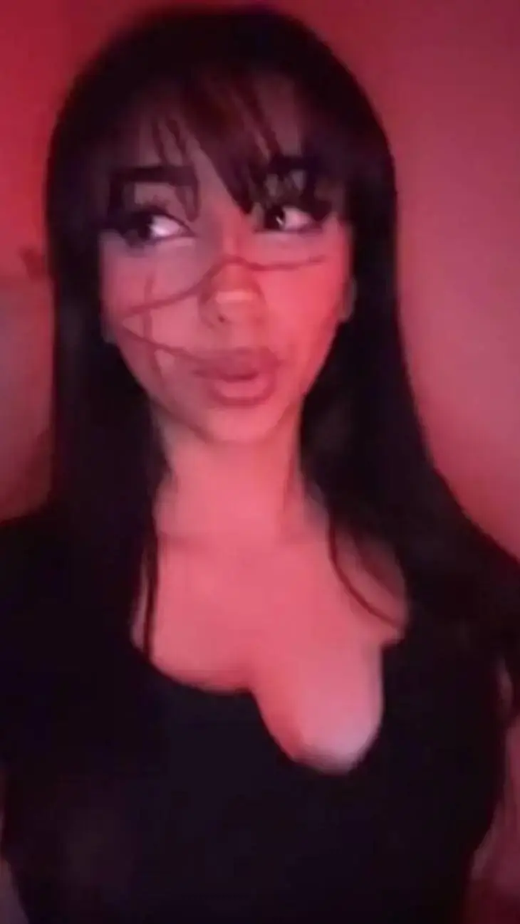 ai character: gamer_carter 111  background