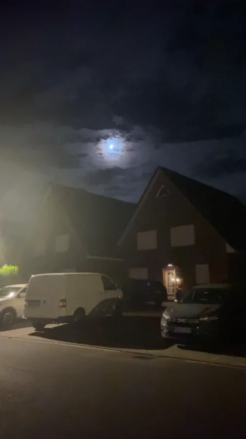 ai character: Class T1T5 background