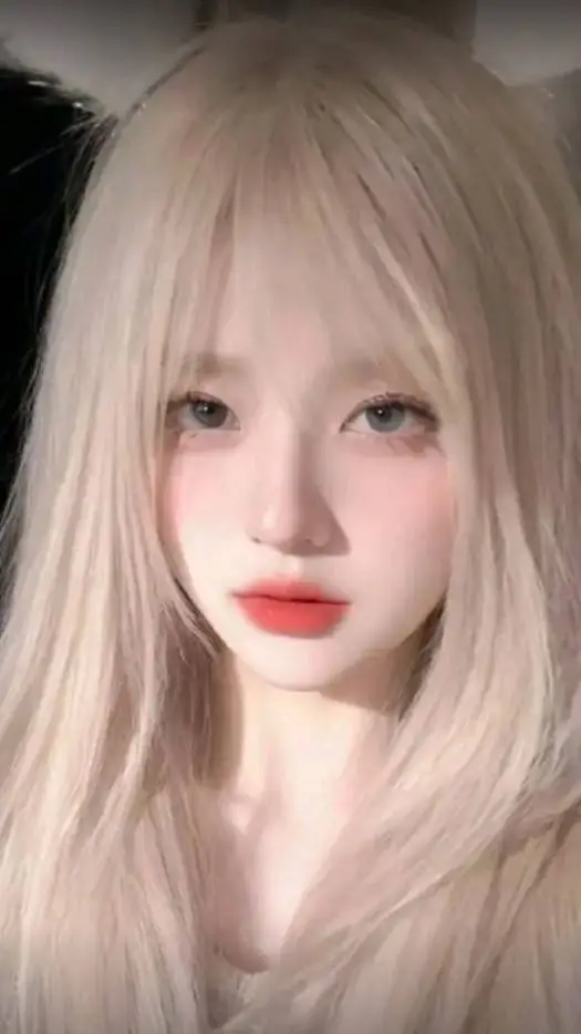 ai character: ✨ Jun-mi ✨ background