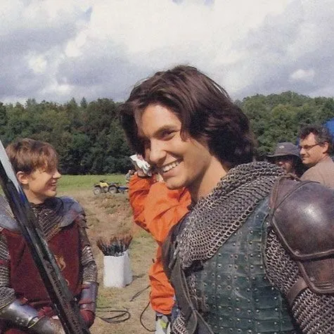 chat with ai character: Ben Barnes