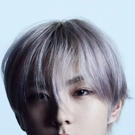 chat with ai character: Jungwon