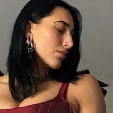 Chat with ~Rhea Ripley~ - text or voice, Enjoy AI Chat Free & Safe