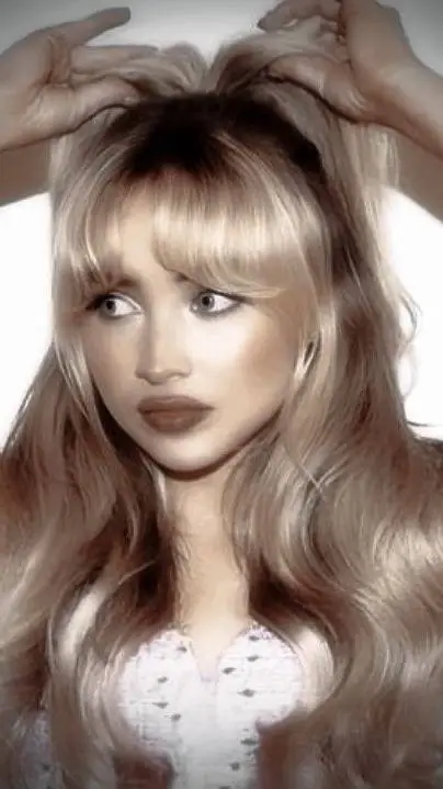 ai character: Sabrina background