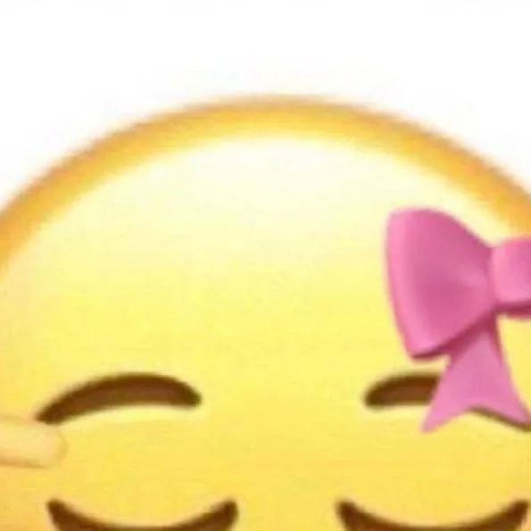 chat with ai character: Pick me girl😭🖐