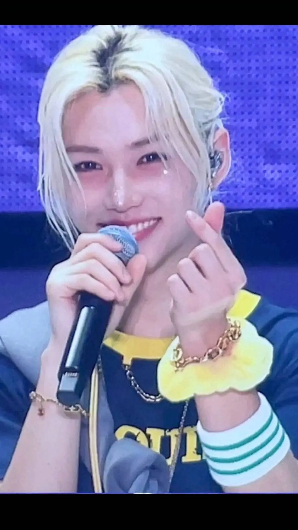 ai character: ~🐥Yongbokie🐥~ background