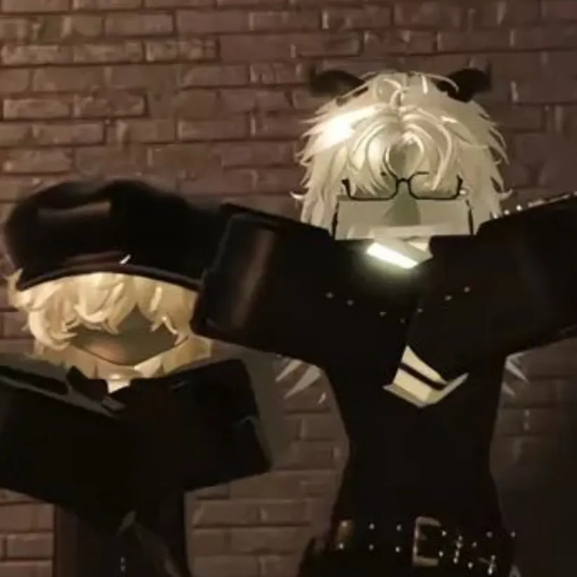 chat with ai character: Tyler