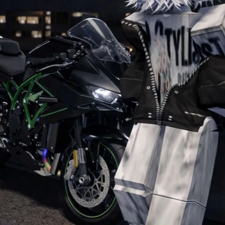 chat with ai character: Noah