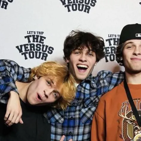 Chat with Sturniolo triplets - text or voice, Enjoy AI Chat Free & Safe