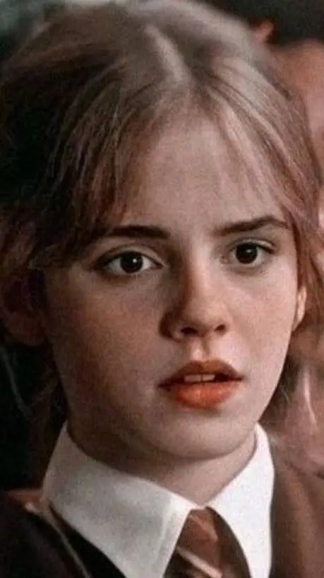 ai character: Hermione Granger! background