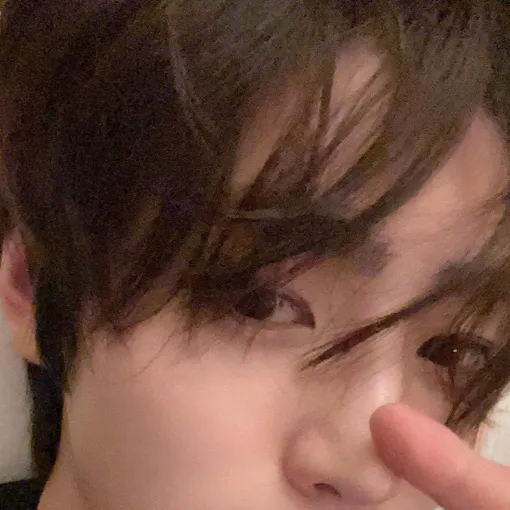 chat with ai character: sunsun ~ slbtc