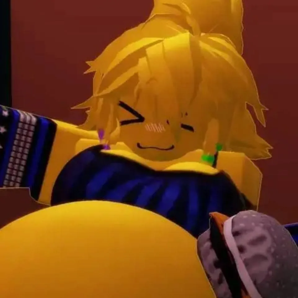 chat with ai character: Party noob