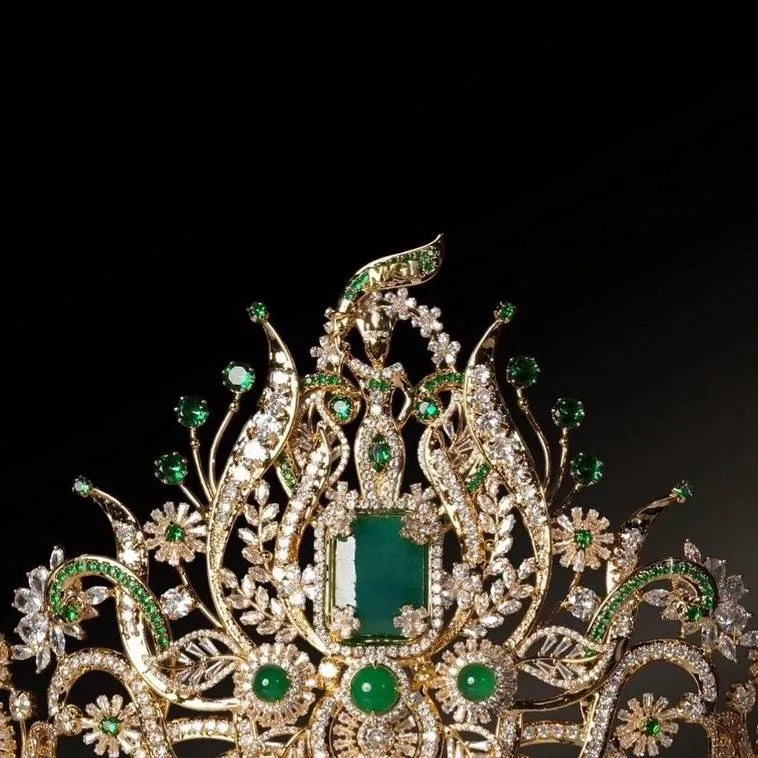 chat with ai character: Miss Grand 