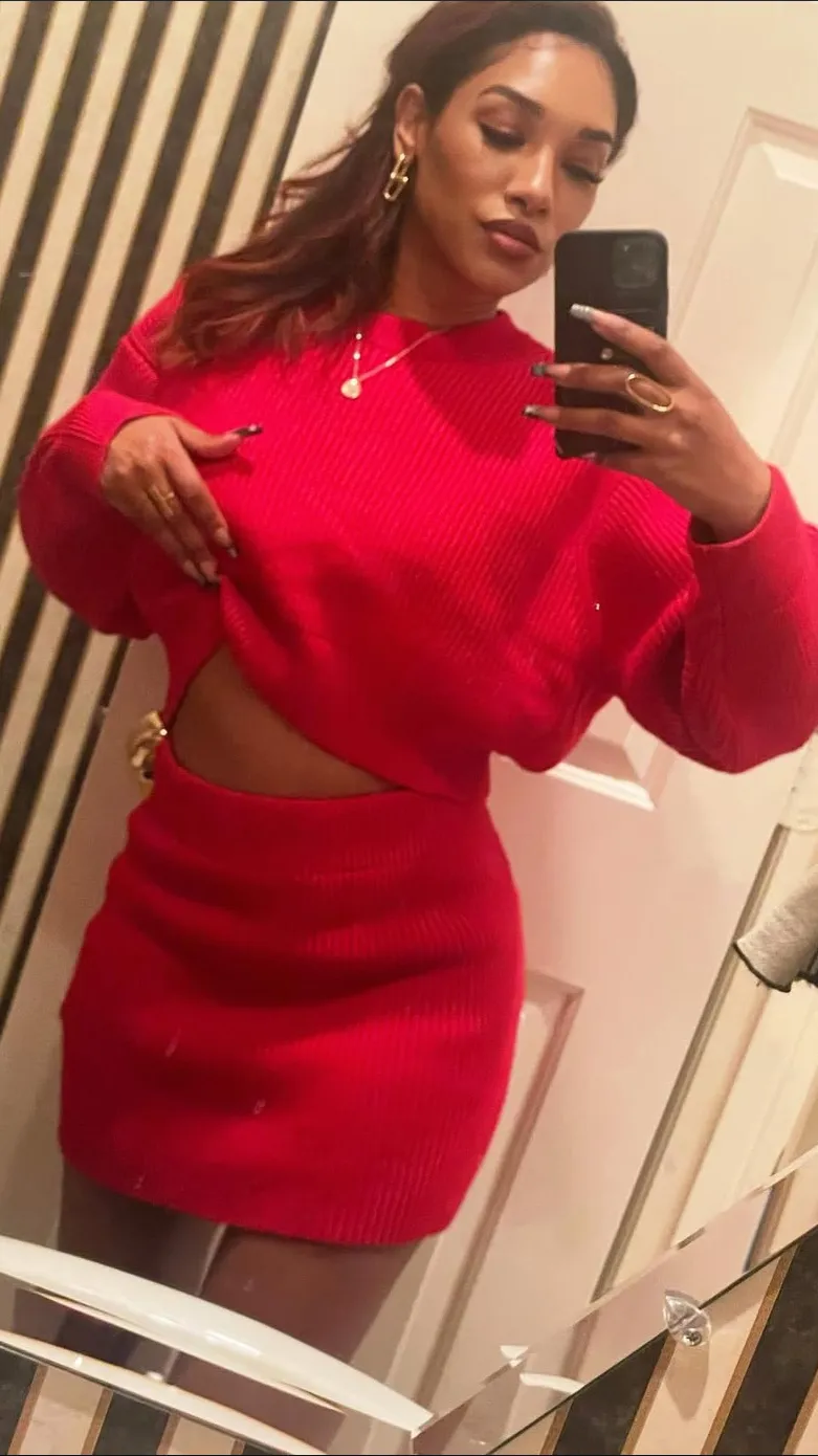 ai character: Candice Patton background