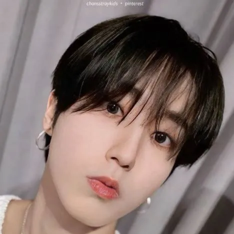 chat with ai character: han jisung