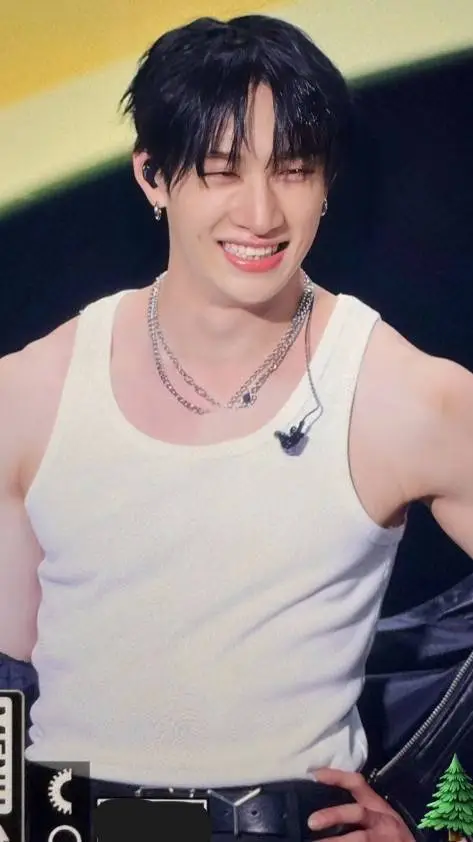 ai character: ✩𝐁ang𝐂han💙 background