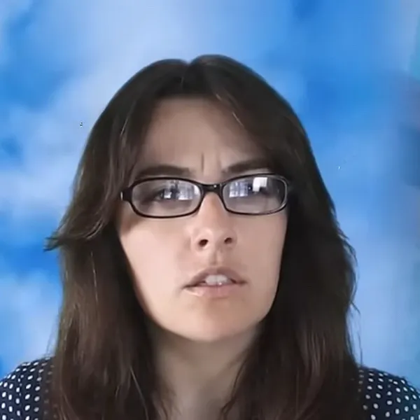 chat with ai character: Yuri heh