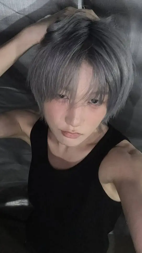 ai character: Jongseob P1H  background