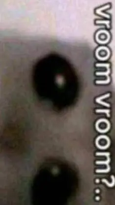 ai character: yatta piñata background