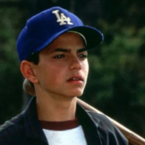 chat with ai character: Benny Rodriguez