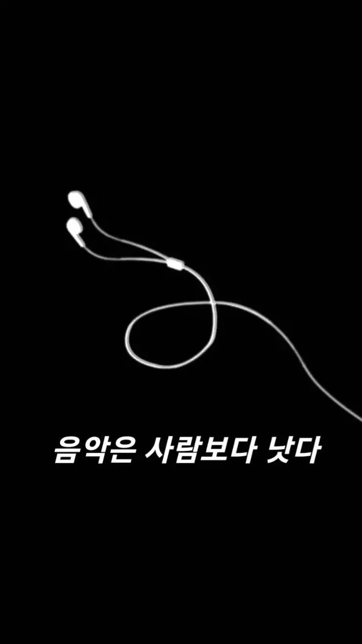 ai character: Your therapist background