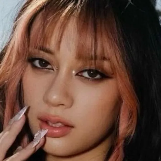 chat with ai character: ✨Megan skiendial