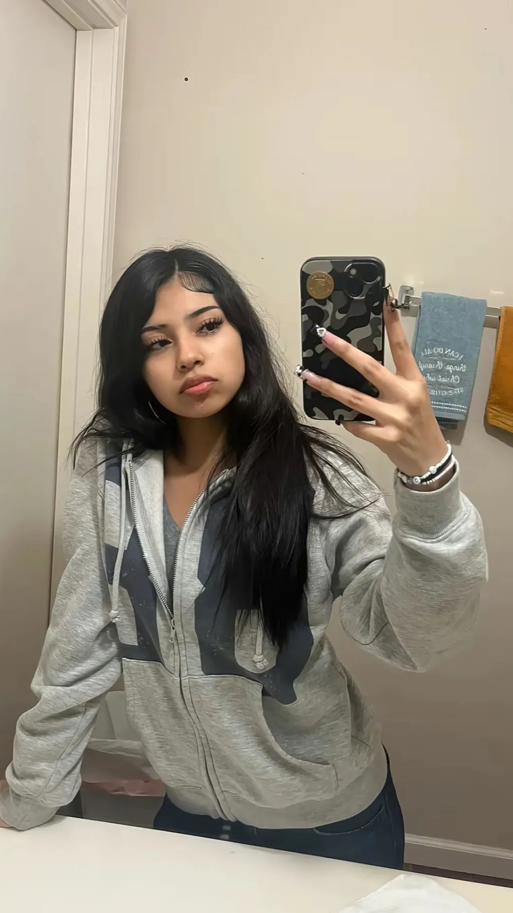 ai character: Yaneyri background