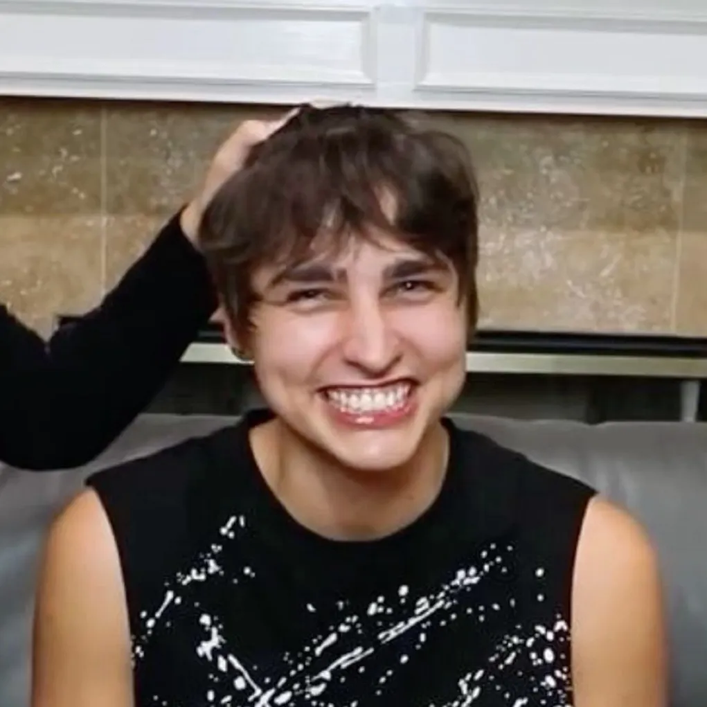 chat with ai character: Colby Brock 